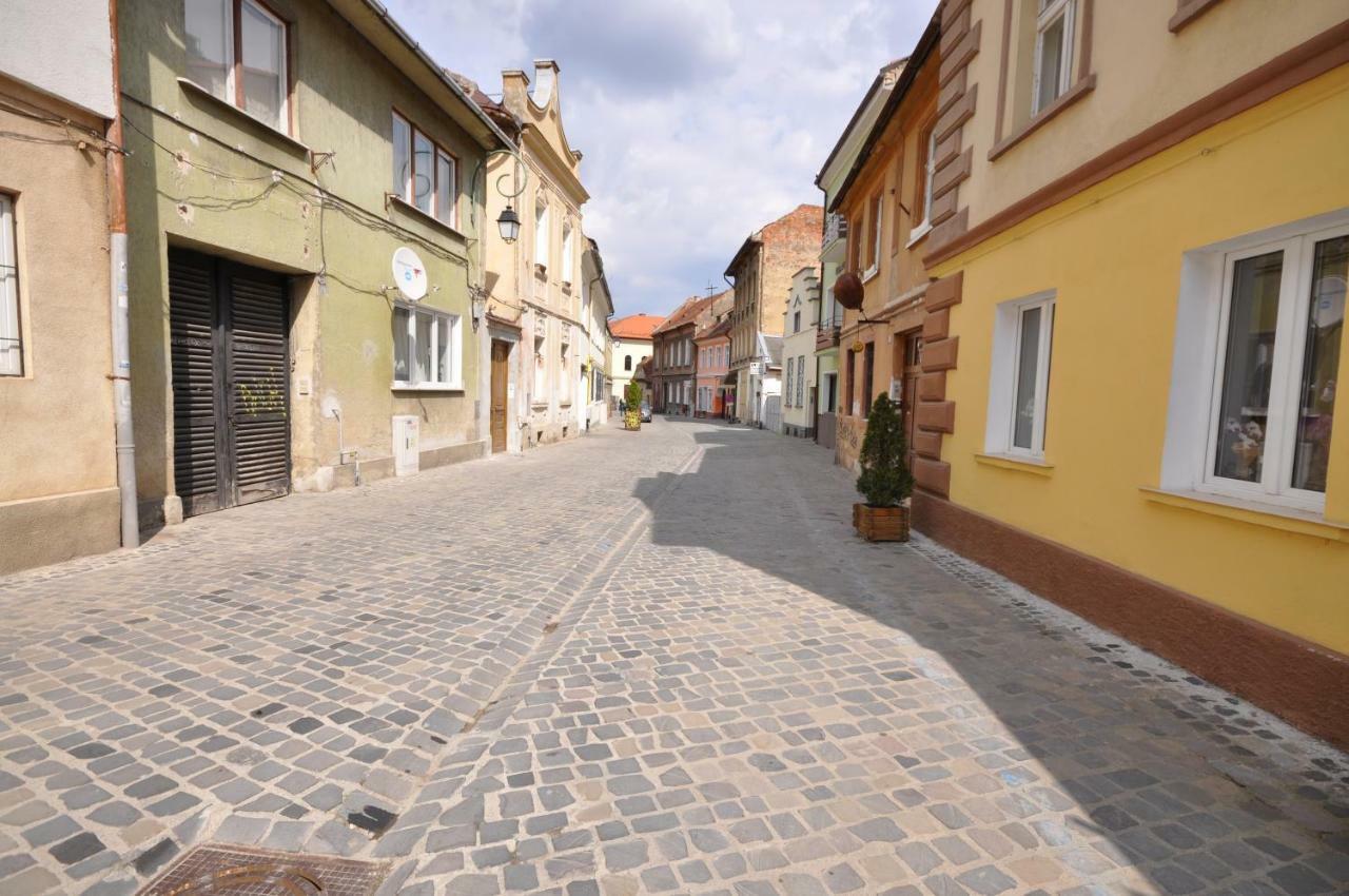 Pine House Apartment Brasov Luaran gambar