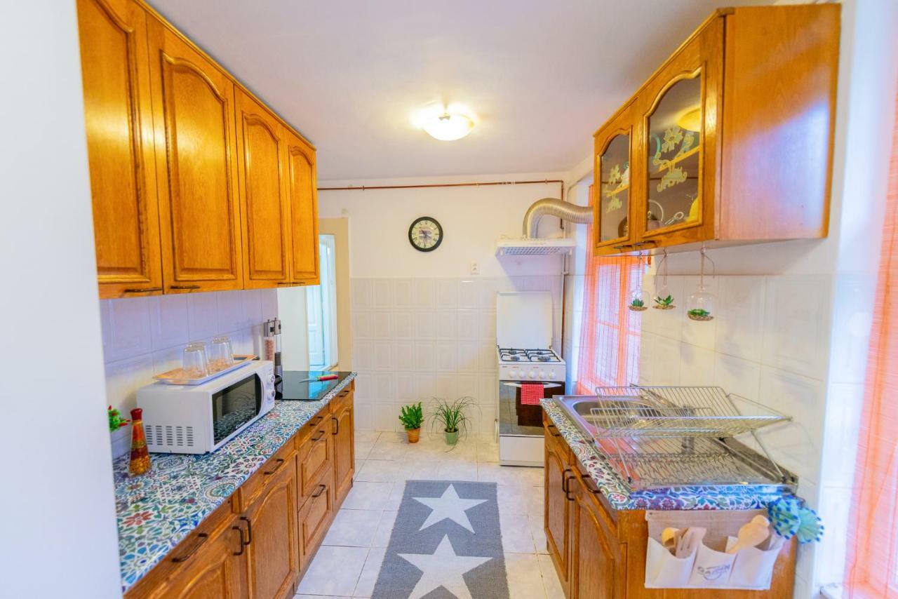 Pine House Apartment Brasov Luaran gambar