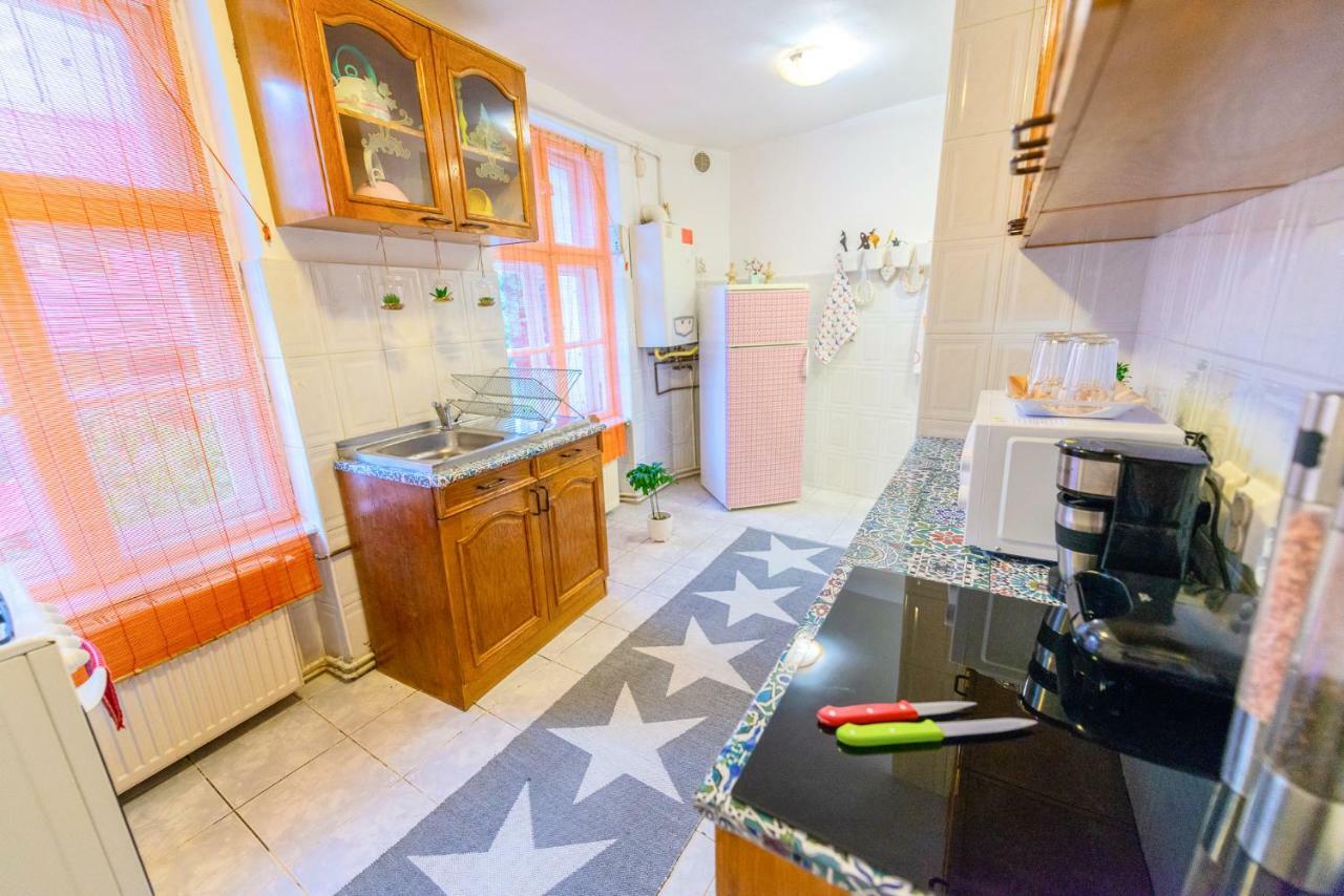 Pine House Apartment Brasov Luaran gambar