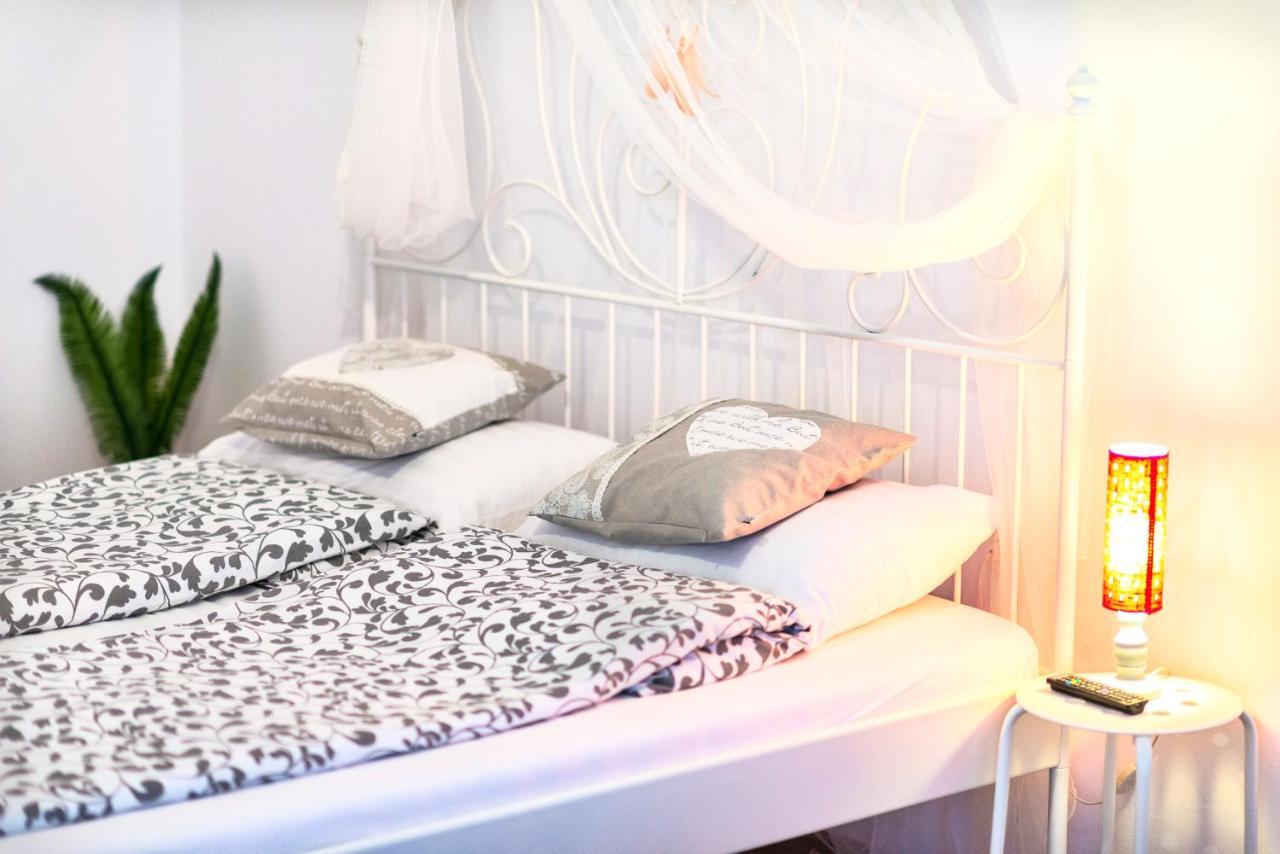 Pine House Apartment Brasov Luaran gambar